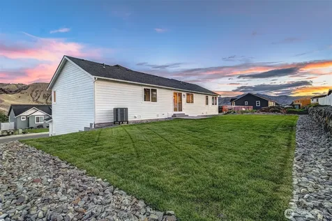 645 Juli Avenue East Wenatchee WA 98802