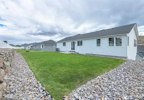 645 Juli Avenue East Wenatchee WA 98802