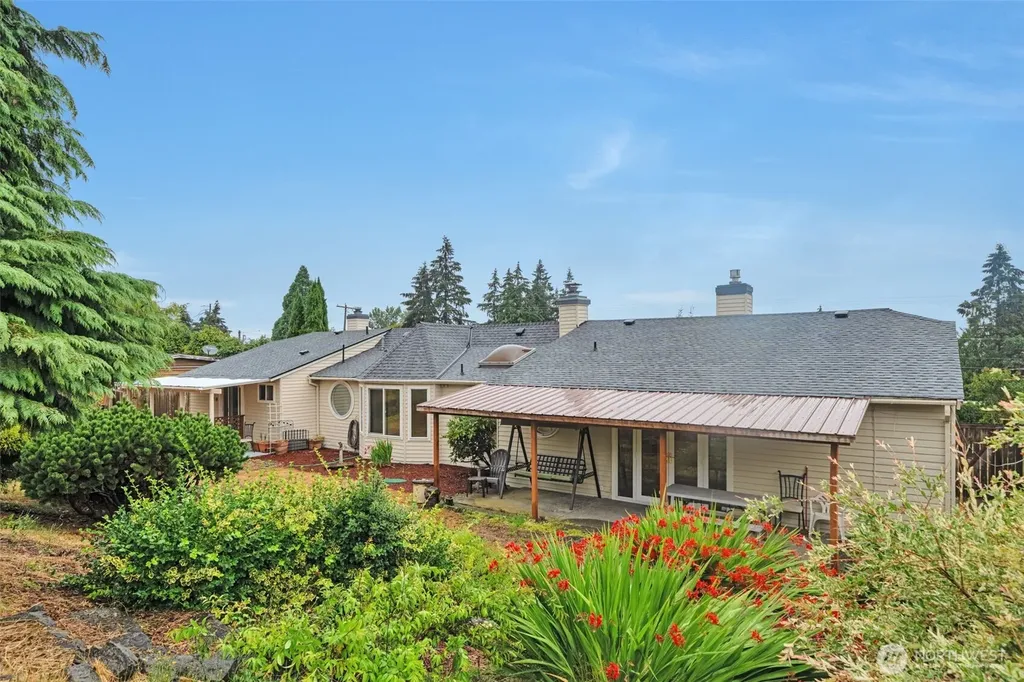 3811 S 239th Street Kent WA 98032