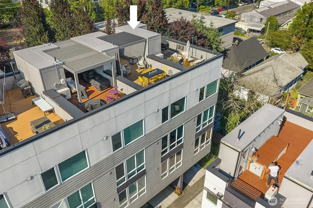 1644 20th Avenue Seattle WA 98122