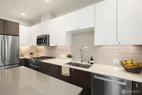 1644 20th Avenue Seattle WA 98122