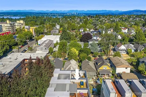 1644 20th Avenue Seattle WA 98122