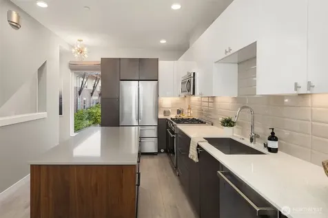 1644 20th Avenue Seattle WA 98122
