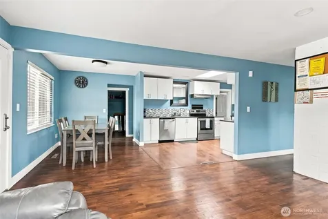 243 E 61st Street Tacoma WA 98404