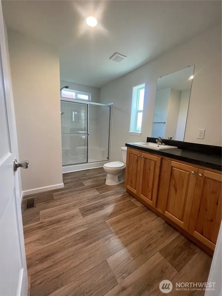 1603 Park Avenue Raymond WA 98577
