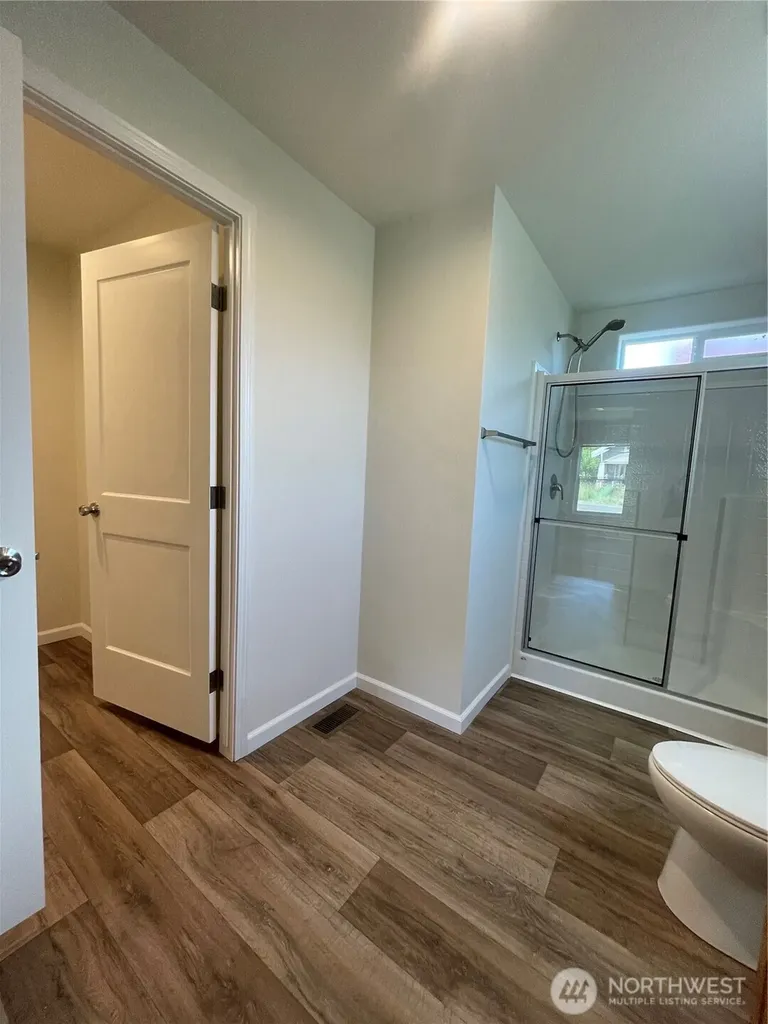 1603 Park Avenue Raymond WA 98577