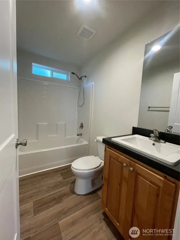 1603 Park Avenue Raymond WA 98577
