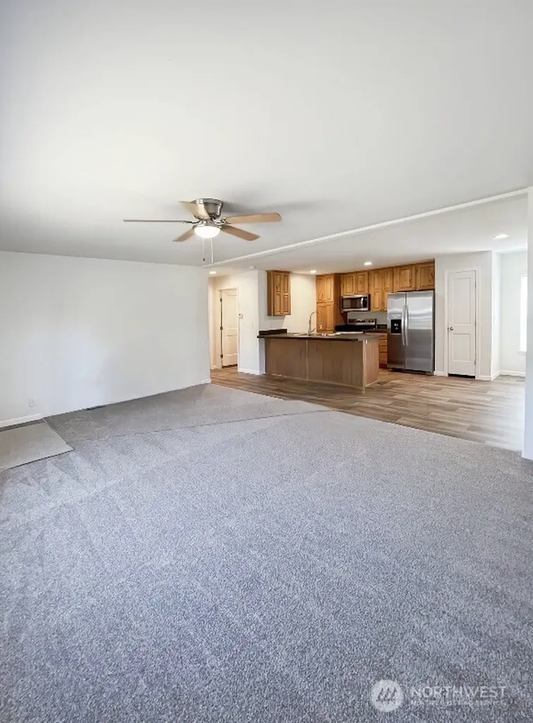 1603 Park Avenue Raymond WA 98577