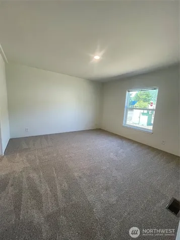 1603 Park Avenue Raymond WA 98577