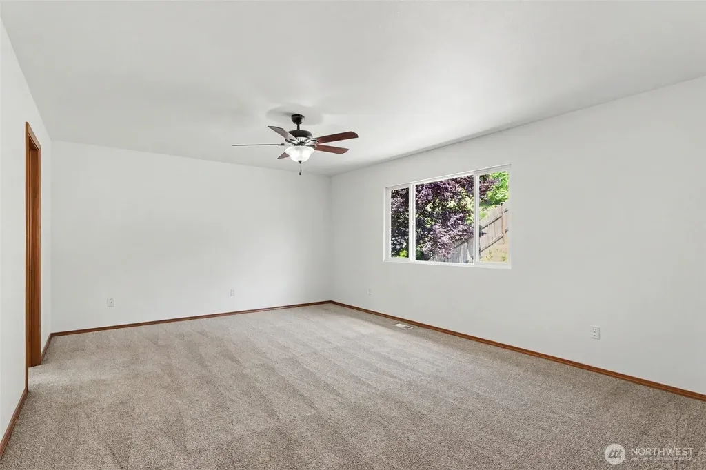 18663 Rainier View Road SE Monroe WA 98272