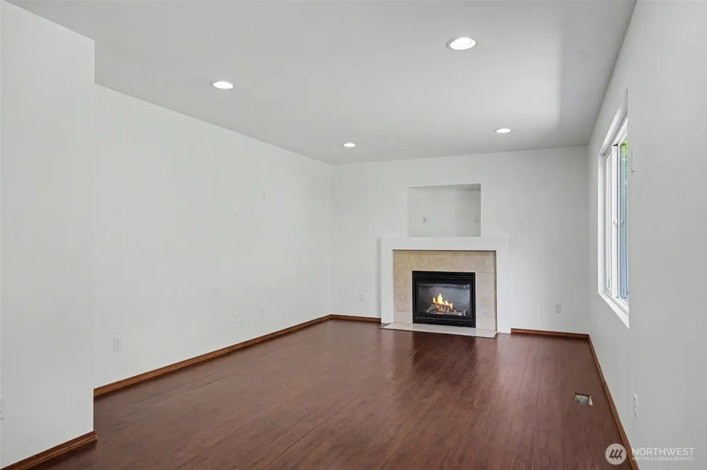18663 Rainier View Road SE Monroe WA 98272