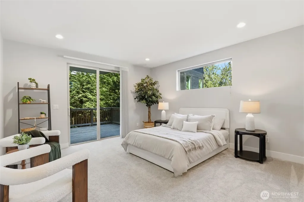 3760 W Lawton Street Seattle WA 98199
