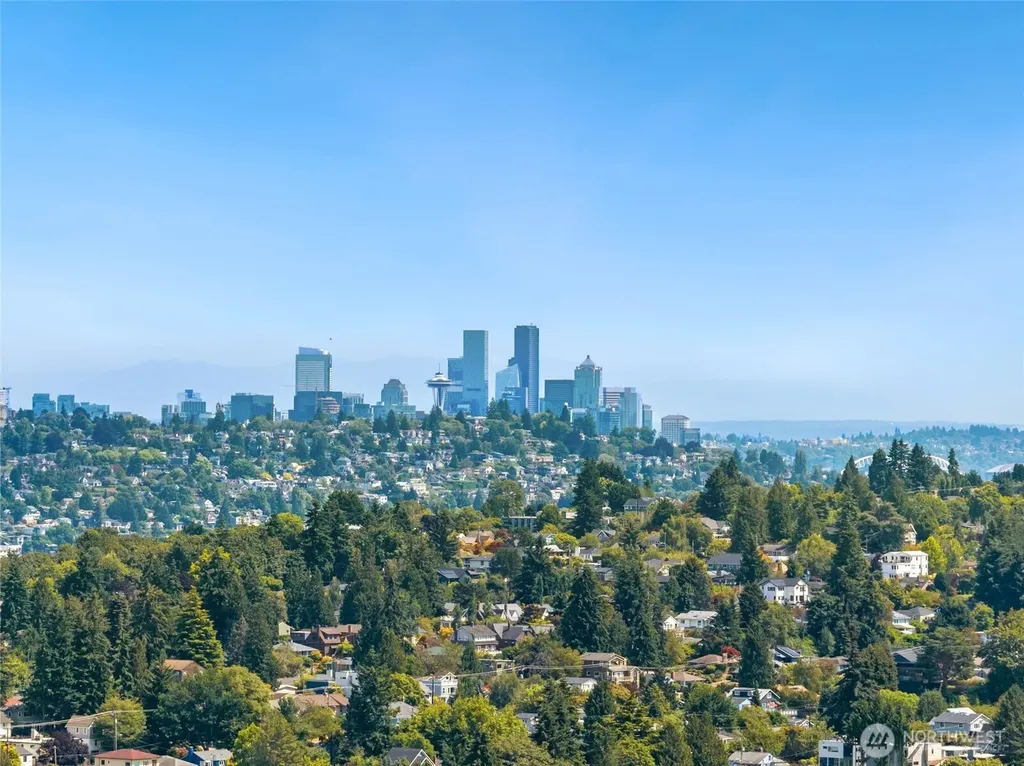 3760 W Lawton Street Seattle WA 98199