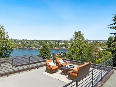 3760 W Lawton Street Seattle WA 98199