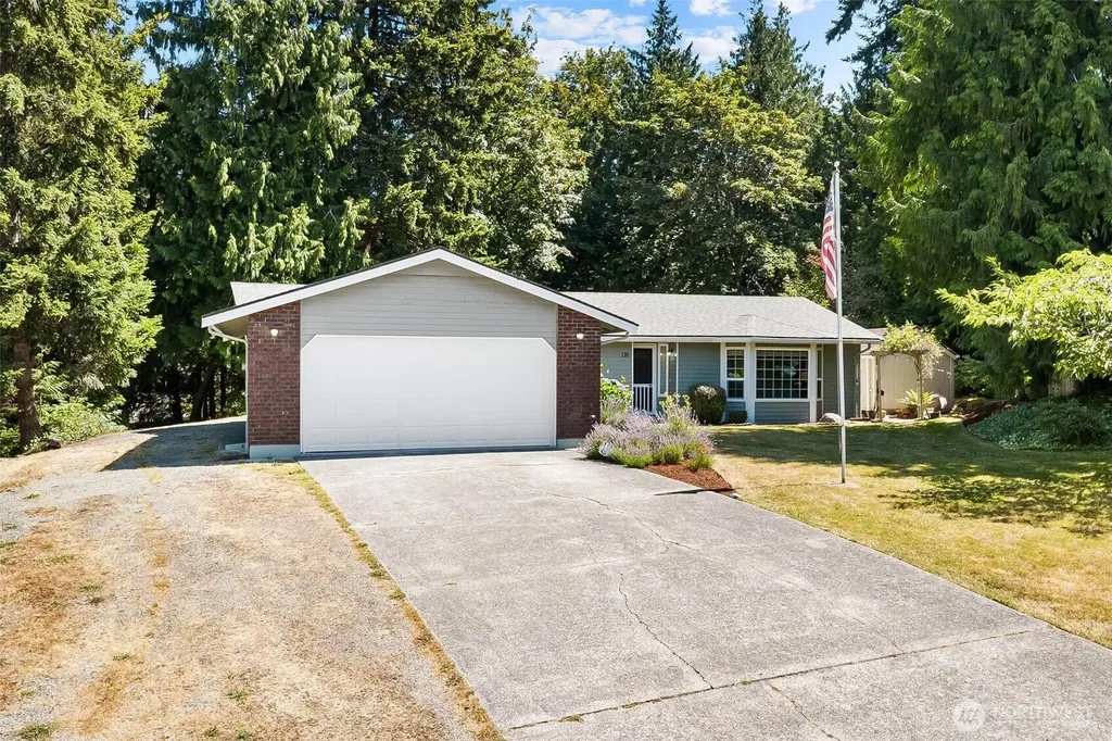 118 N 38th Place Mount Vernon WA 98273
