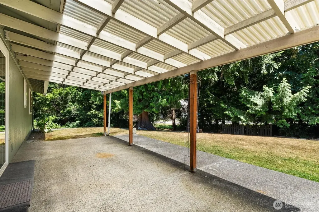 118 N 38th Place Mount Vernon WA 98273