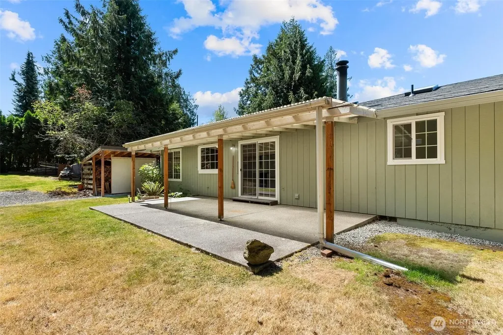 118 N 38th Place Mount Vernon WA 98273