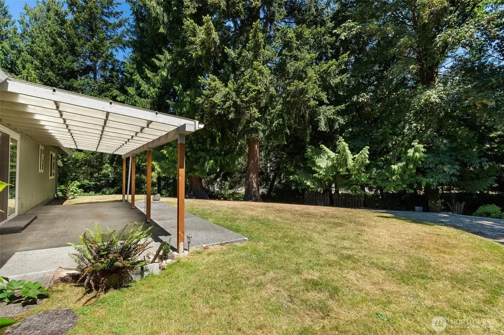 118 N 38th Place Mount Vernon WA 98273