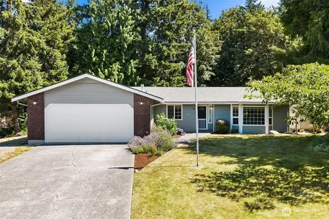 118 N 38th Place Mount Vernon WA 98273