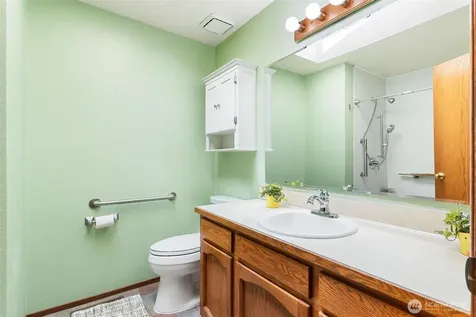 118 N 38th Place Mount Vernon WA 98273