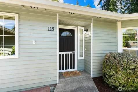 118 N 38th Place Mount Vernon WA 98273