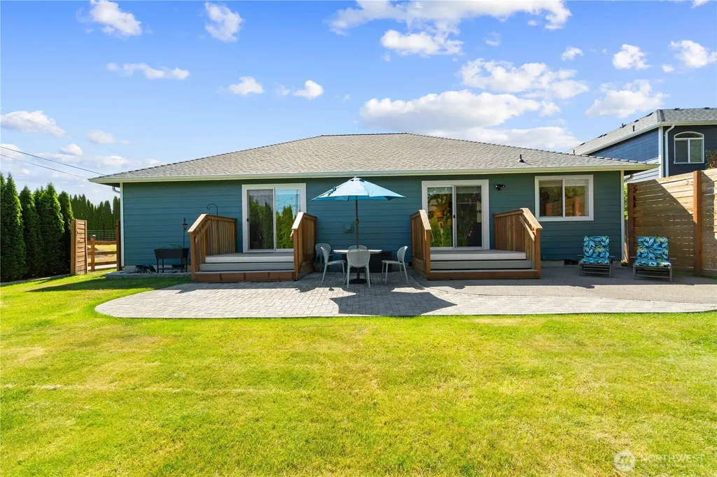 1103 21st Street Pl NW Puyallup WA 98371