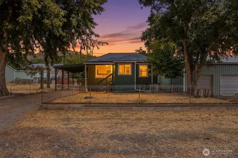 214 A Street Grand Coulee WA 99133