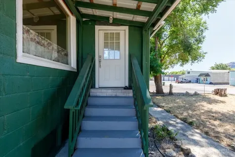 214 A Street Grand Coulee WA 99133