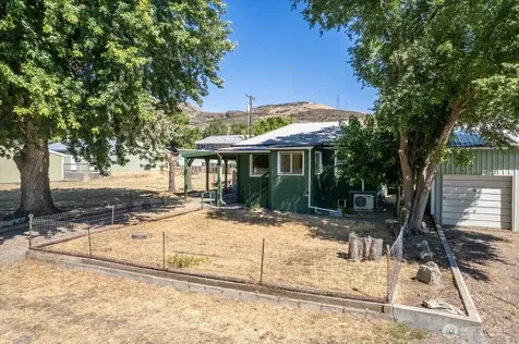 214 A Street Grand Coulee WA 99133