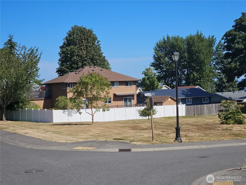 5386 Coastal Loop Blaine WA 98230