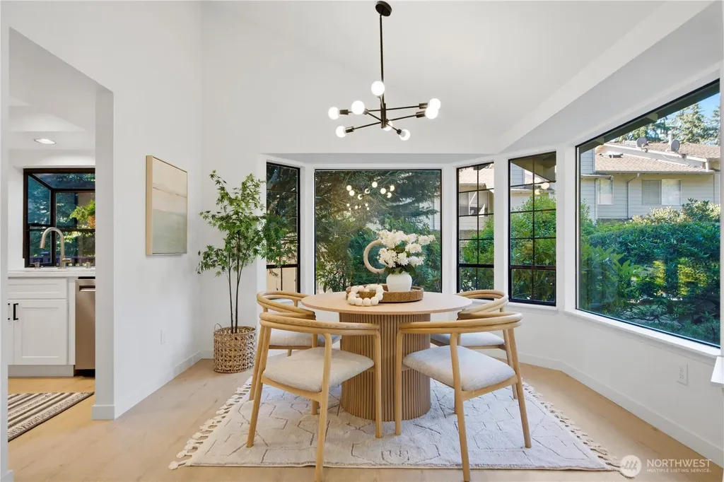 16177 SE 33rd Circle Bellevue WA 98008