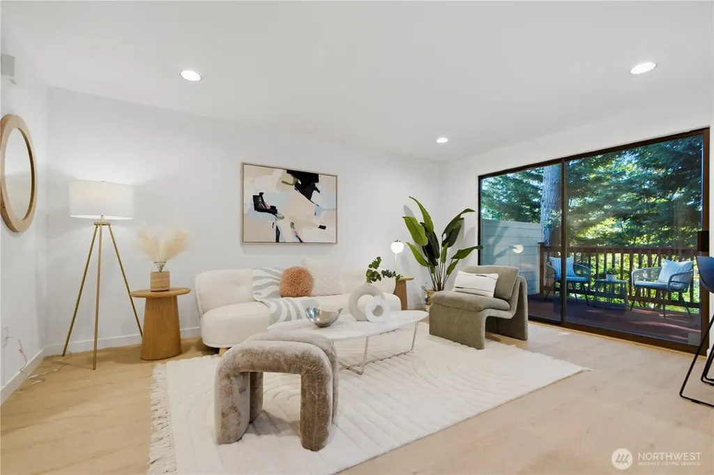 16177 SE 33rd Circle Bellevue WA 98008