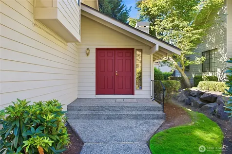 16177 SE 33rd Circle Bellevue WA 98008