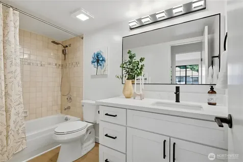 16177 SE 33rd Circle Bellevue WA 98008