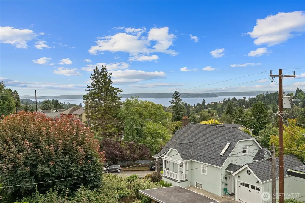 4045 44th Avenue SW Seattle WA 98116