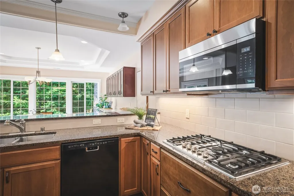 2303 Sundown Court Anacortes WA 98221