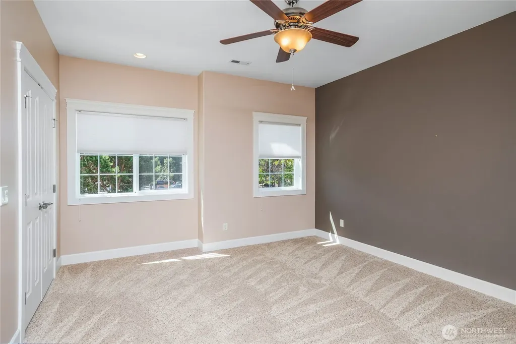 2303 Sundown Court Anacortes WA 98221