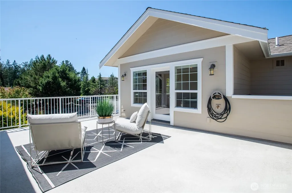 2303 Sundown Court Anacortes WA 98221
