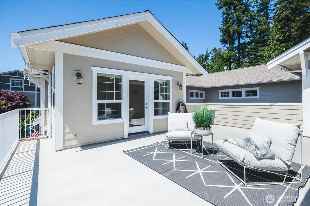 2303 Sundown Court Anacortes WA 98221