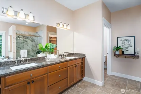 2303 Sundown Court Anacortes WA 98221