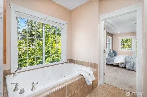 2303 Sundown Court Anacortes WA 98221