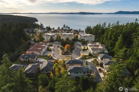 2303 Sundown Court Anacortes WA 98221