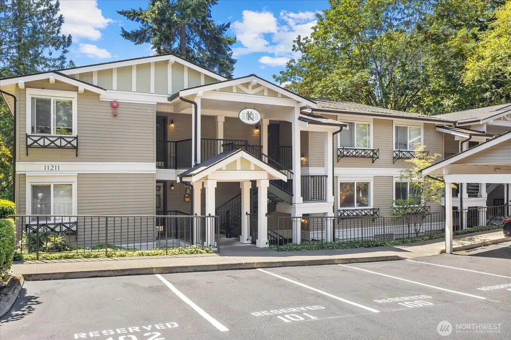 11211 NE 128th Street Kirkland WA 98034
