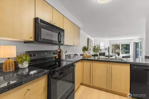 11211 NE 128th Street Kirkland WA 98034