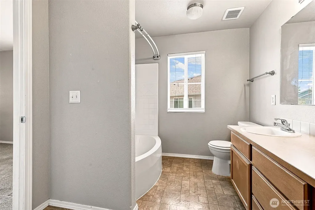 2160 Charles Street Dupont WA 98327