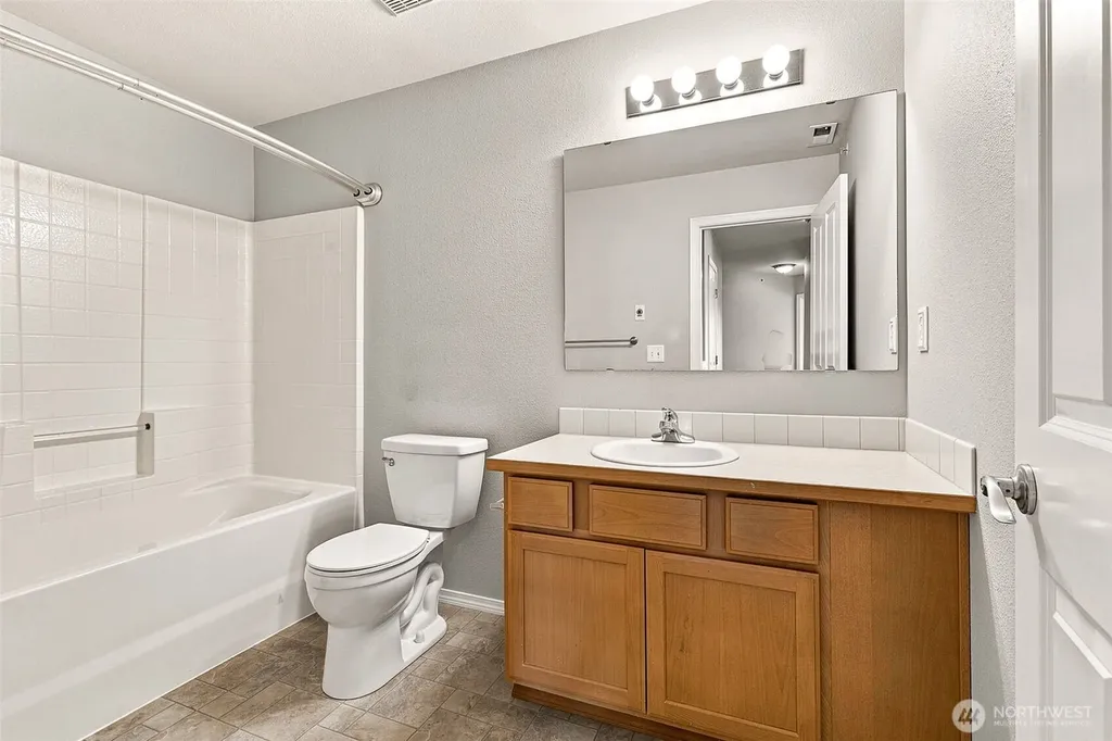 2160 Charles Street Dupont WA 98327