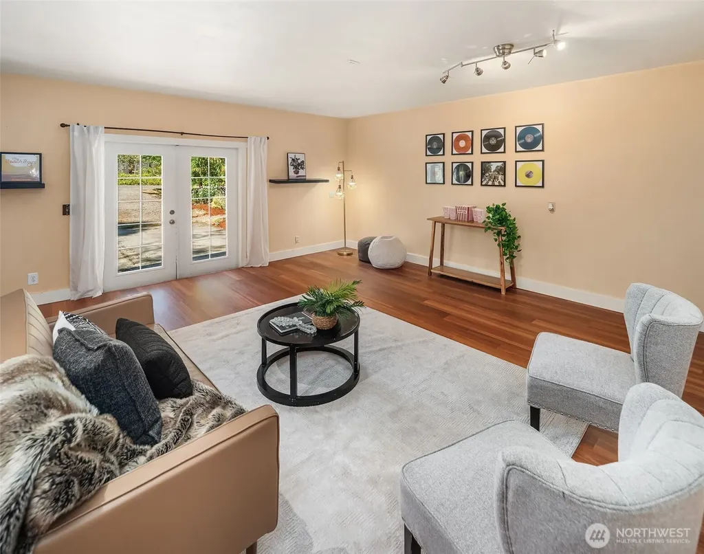 2426 Rosecrans Street Port Townsend WA 98368