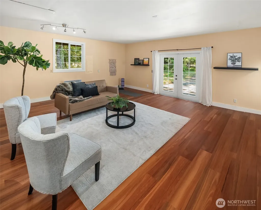 2426 Rosecrans Street Port Townsend WA 98368