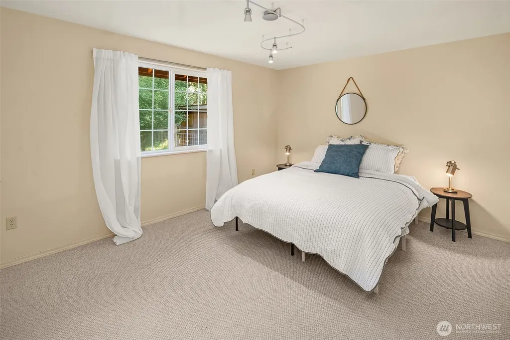2426 Rosecrans Street Port Townsend WA 98368