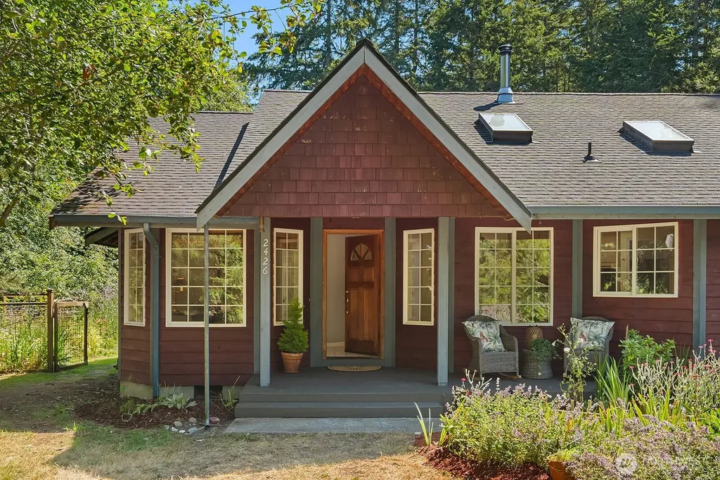 2426 Rosecrans Street Port Townsend WA 98368
